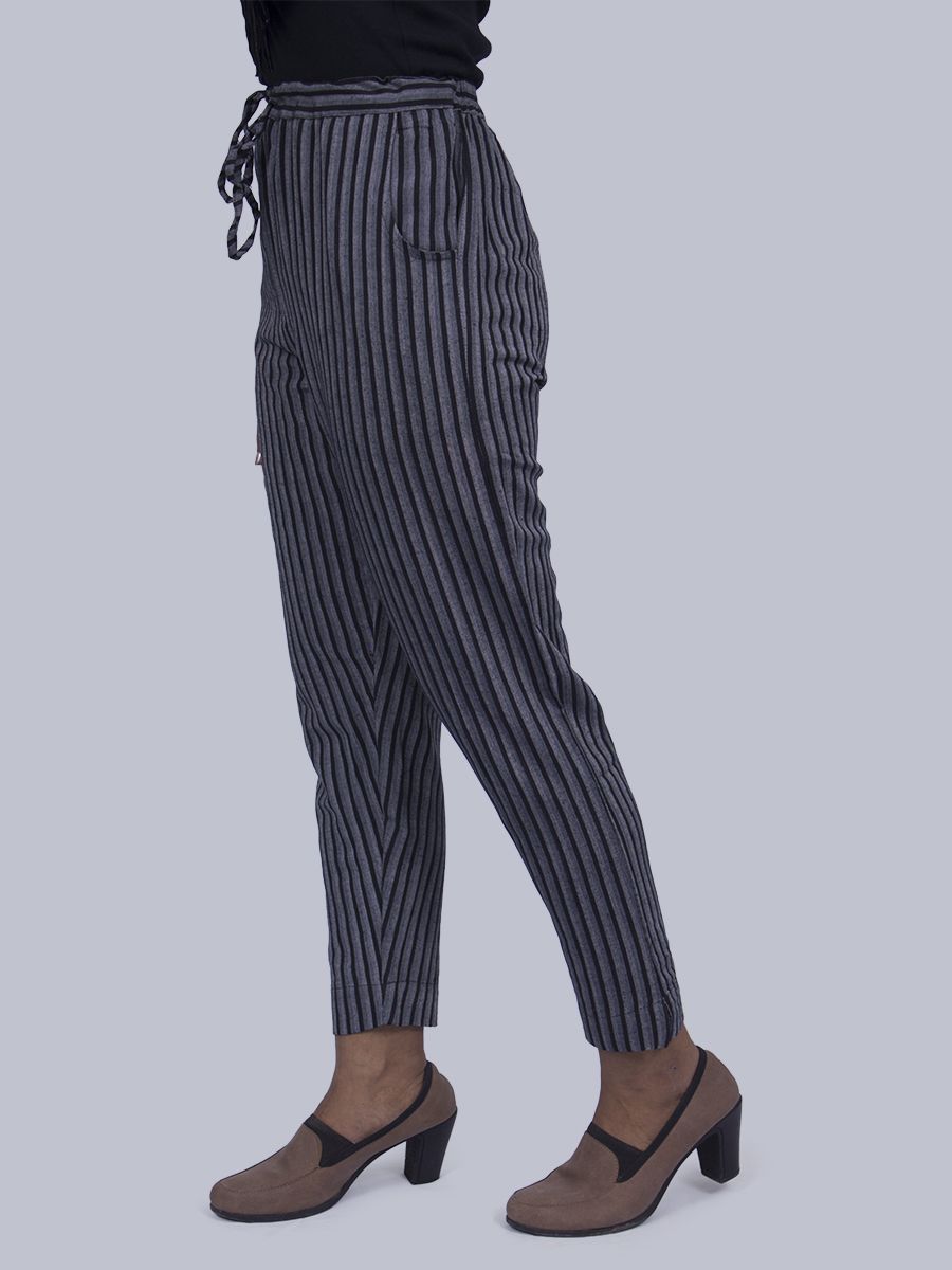 Vetements Striped Trousers - Navy Blue | Garmentory-anthinhphatland.vn